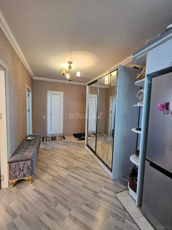 Satılır 2 otaqlı mənzil 60 m²