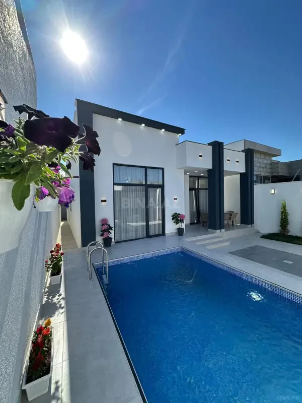 Satılır 4 otaqlı həyət evi 130 m²