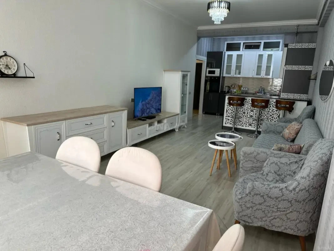 Kirayə verilir 3 otaqlı mənzil 90 m²
