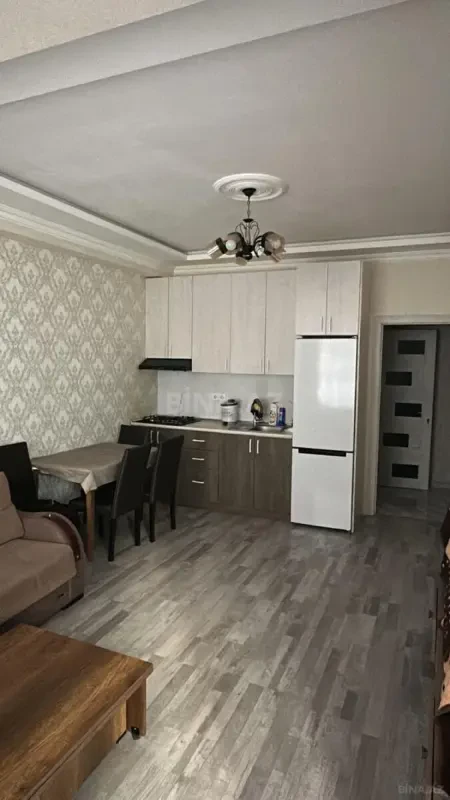 Kirayə verilir 2 otaqlı mənzil 50 m²