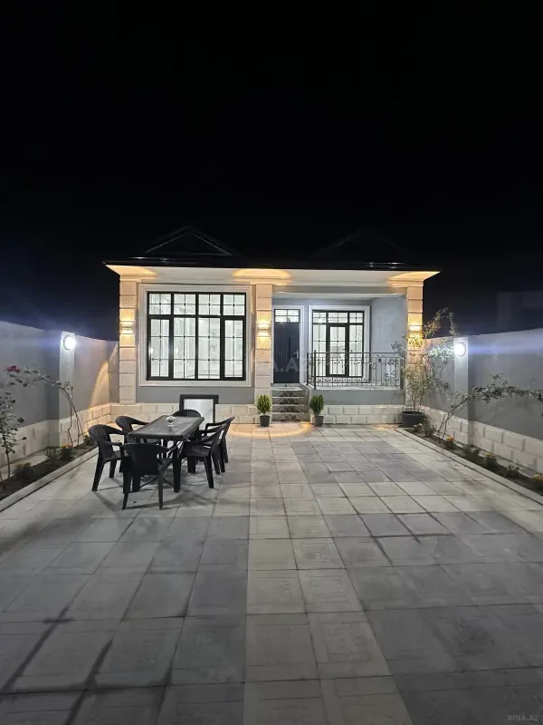 Satılır 3 otaqlı həyət evi 100 m²