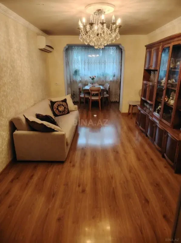 Satılır 3 otaqlı mənzil 70 m²