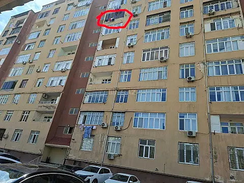 Satılır 3 otaqlı mənzil 165 m² — Bakı, İnşaatçılar 3 otaq 165.00 m²