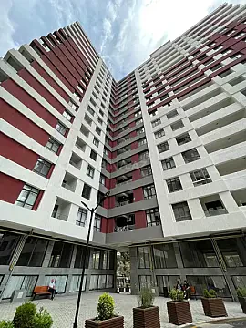 Kirayə verilir 3 otaqlı mənzil 90 m² — Bakı, Memar Əcəmi yanı 3 otaq 90.00 m²
