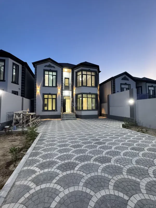 Satılır 5 otaqlı həyət evi 150 m²