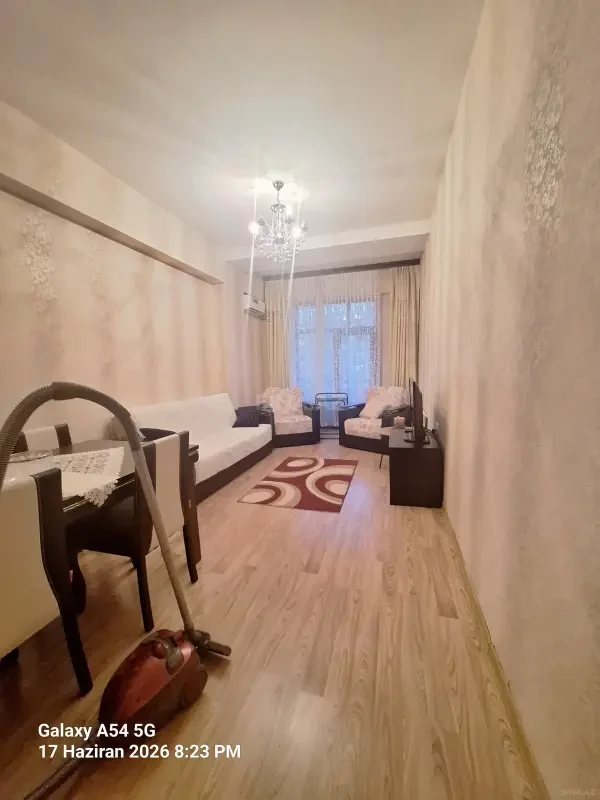 Kirayə verilir 3 otaqlı mənzil 120 m²