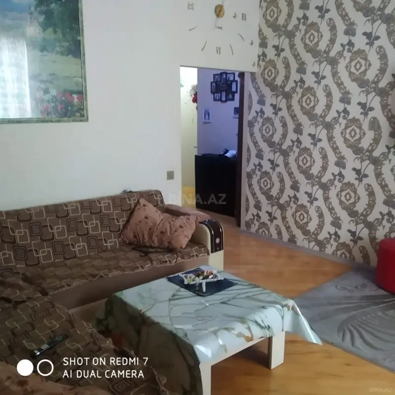 Satılır 2 otaqlı mənzil 67 m²