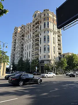 Satılır 5 otaqlı mənzil 285 m² — Bakı, Nizami 5 otaq 285.00 m²