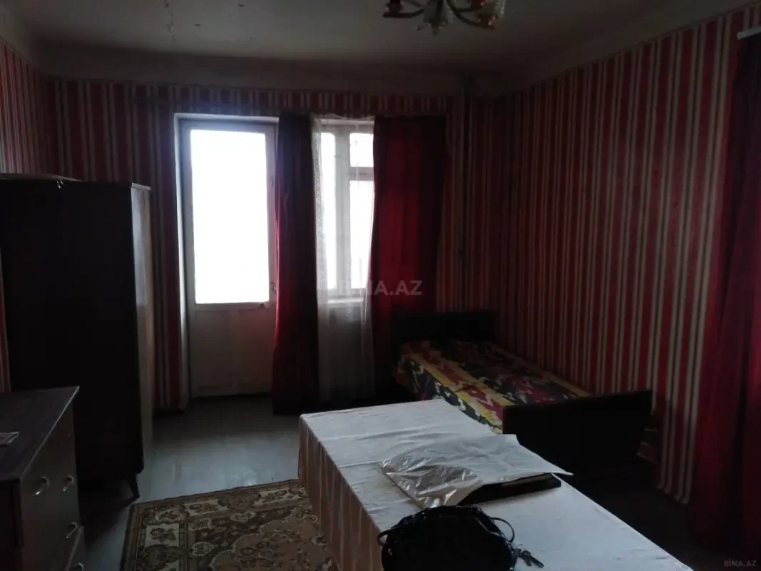 Satılır 1 otaqlı mənzil 35 m²