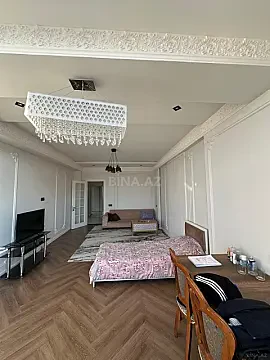 Kirayə verilir 3 otaqlı mənzil 130 m² — Bakı 3 otaq 130.00 m²