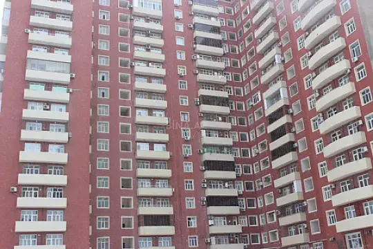 Satılır 4 otaqlı mənzil 150 m² — Bakı, 8-ci mikrorayon 4 otaq 150.00 m²