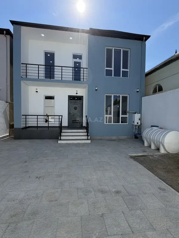 Satılır 5 otaqlı həyət evi 140 m²