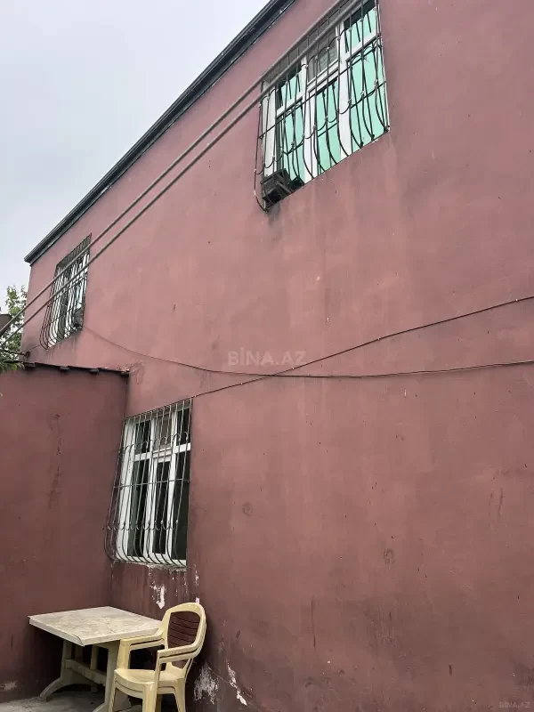 Satılır 4 otaqlı həyət evi 100 m²