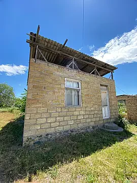 Satılır 2 otaqlı həyət evi 120 m² — Göygöl 2 otaq 120.00 m²