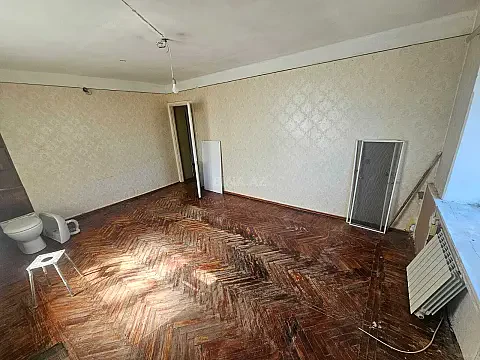 Satılır 2 otaqlı mənzil 50 m² — Bakı, İnşaatçılar 2 otaq 50.00 m²