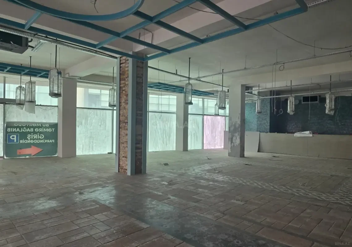 Kirayə verilir 20 otaqlı ofis 2000 m²
