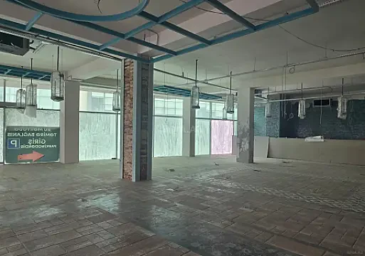 Kirayə verilir 20 otaqlı ofis 2000 m² — Bakı 20 otaq 2000.00 m²