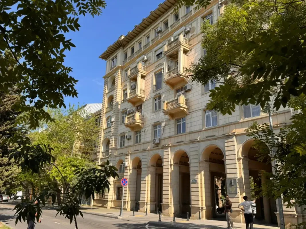 Satılır 3 otaqlı mənzil 80 m²