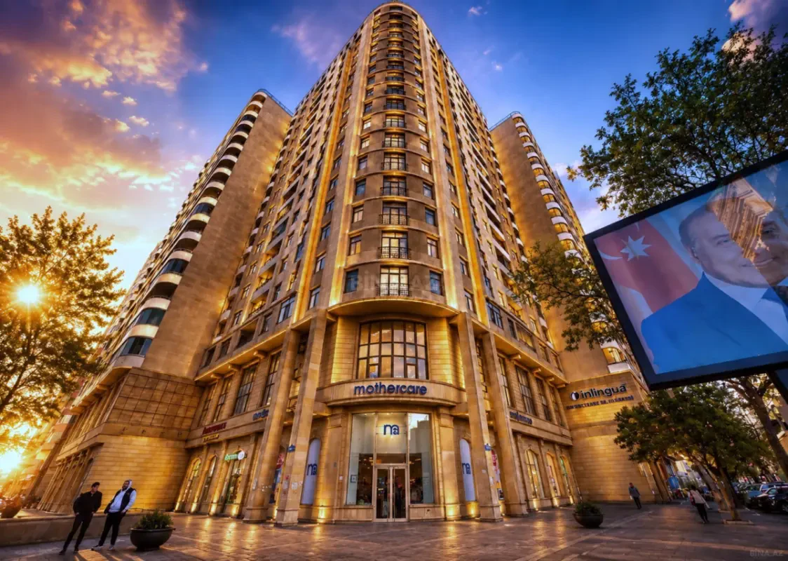 Satılır 3 otaqlı mənzil 95 m²