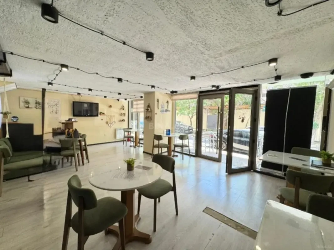 Kirayə verilir 11 otaqlı ofis 230 m²