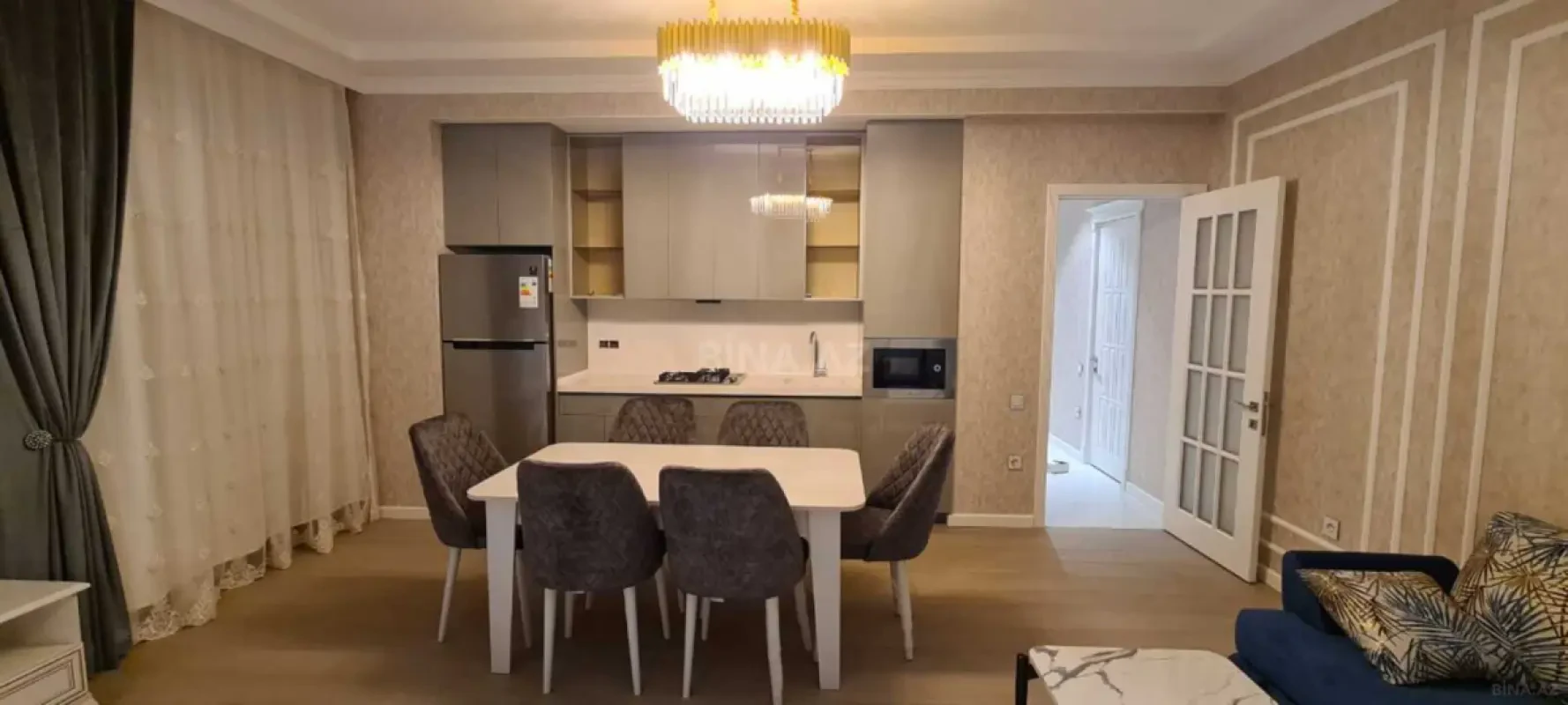 Kirayə verilir 3 otaqlı mənzil 110 m²