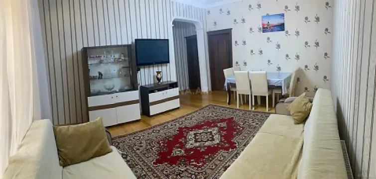 Kirayə verilir 2 otaqlı həyət evi 55 m² — Bakı, Binəqədi 2 otaq 55.00 m²