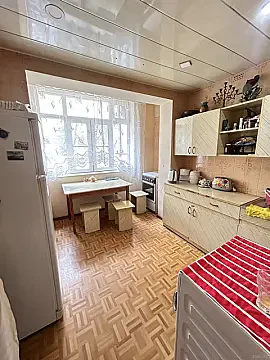 Satılır 3 otaqlı mənzil 90 m² — Bakı, Memar Əcəmi yanı 3 otaq 90.00 m²