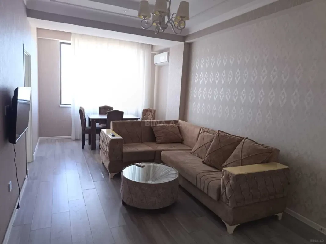 Kirayə verilir 2 otaqlı mənzil 65 m²