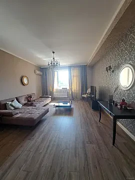 Satılır 3 otaqlı mənzil 162 m² — Bakı 3 otaq 162.00 m²
