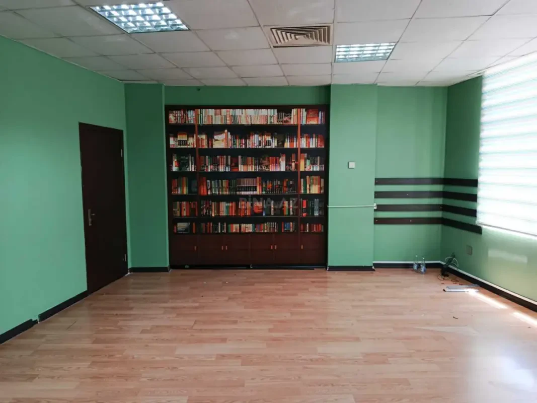 Kirayə verilir 1 otaqlı ofis 40 m²