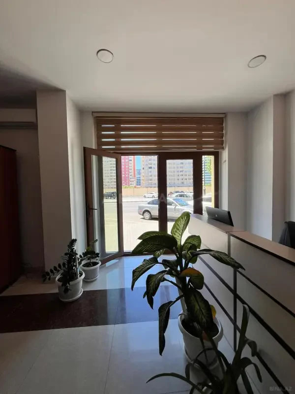 Kirayə verilir 4 otaqlı ofis 170 m²