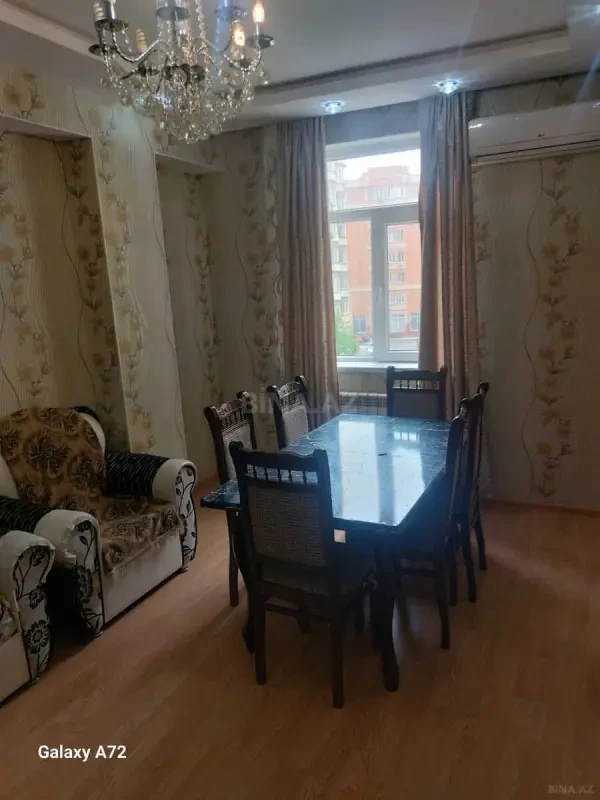 Kirayə verilir 2 otaqlı mənzil 42 m²