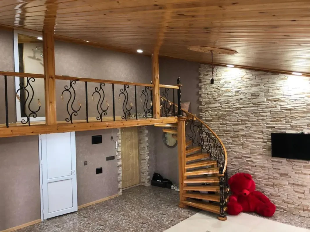Kirayə verilir 2 otaqlı mənzil 80 m²