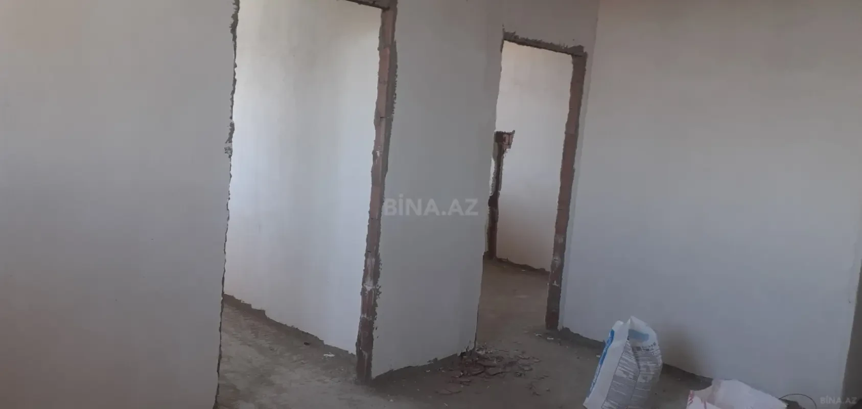 Satılır 2 otaqlı mənzil 57 m²