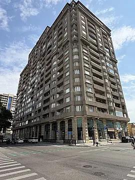 Kirayə verilir obyekt 266 m² — Bakı 266.00 m²