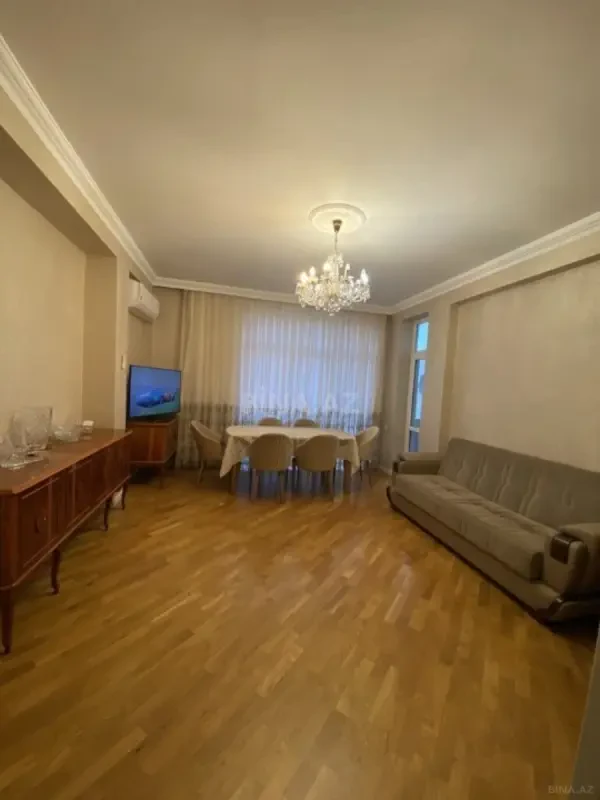 Satılır 2 otaqlı mənzil 90 m²