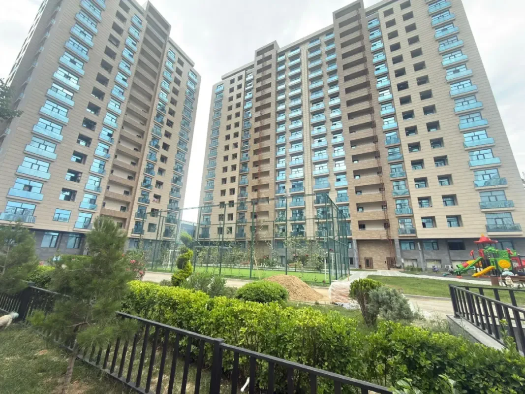 Kirayə verilir 3 otaqlı mənzil 125 m²