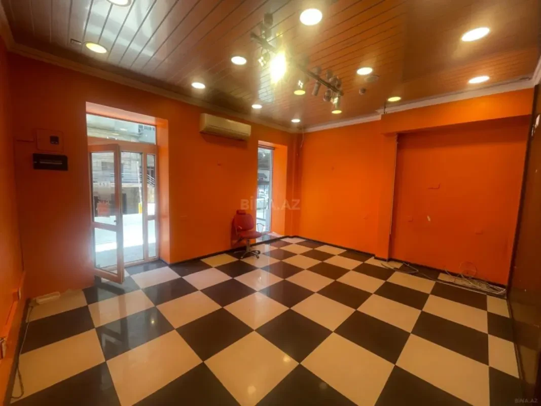 Kirayə verilir obyekt 70 m²