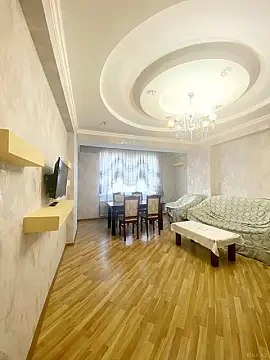 Kirayə verilir 3 otaqlı mənzil 120 m² — Bakı 3 otaq 120.00 m²