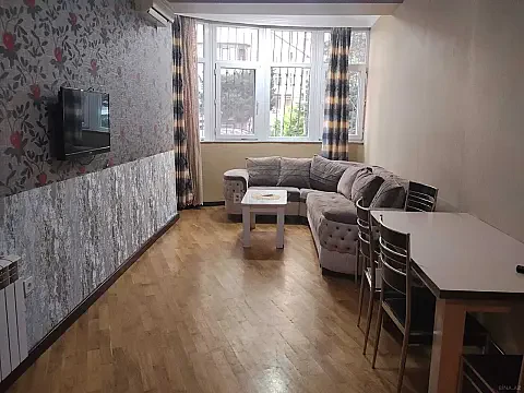 Kirayə verilir 2 otaqlı mənzil 60 m² — Bakı, Nərimanov 2 otaq 60.00 m²