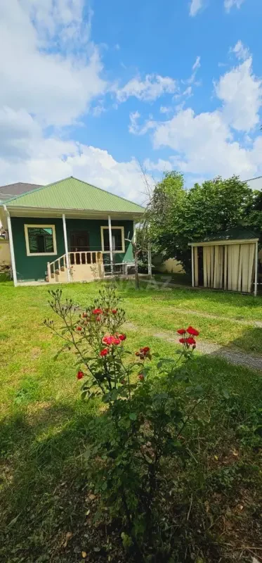Kirayə verilir 2 otaqlı həyət evi 100 m²
