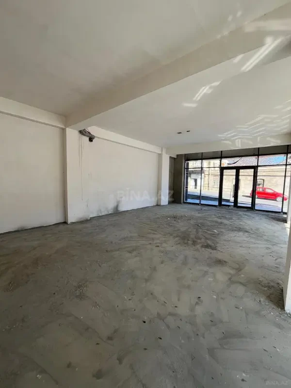 Kirayə verilir obyekt 102 m²