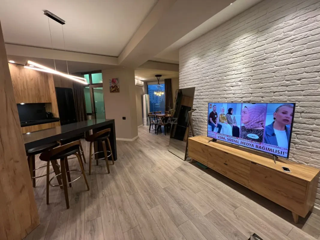 Satılır 3 otaqlı mənzil 90 m²