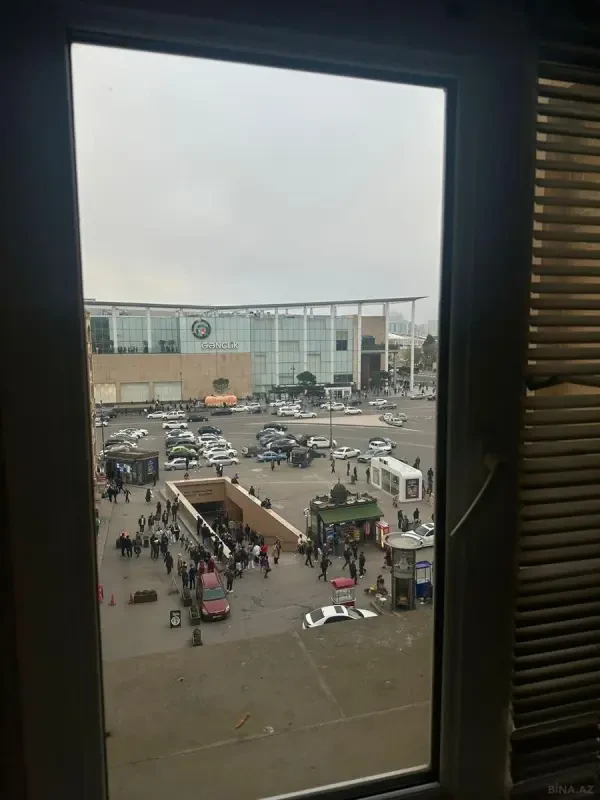 Kirayə verilir 2 otaqlı mənzil 50 m²