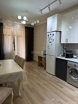 Satılır 3 otaqlı mənzil 98 m² — Bakı, İnşaatçılar 3 otaq 98.00 m²