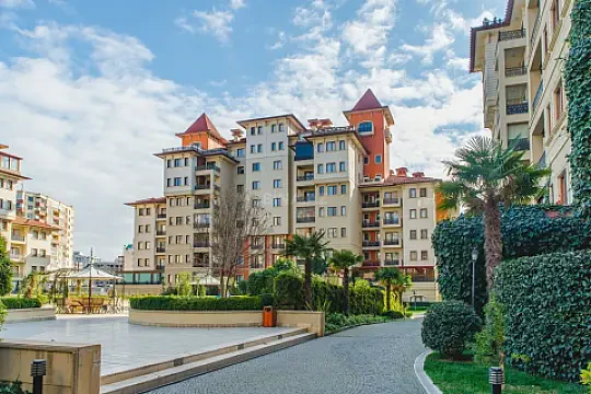 Kirayə verilir 3 otaqlı mənzil 217 m² — Bakı 3 otaq 217.00 m²