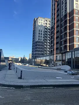 Satılır 3 otaqlı mənzil 121 m² — Bakı 3 otaq 121.00 m²