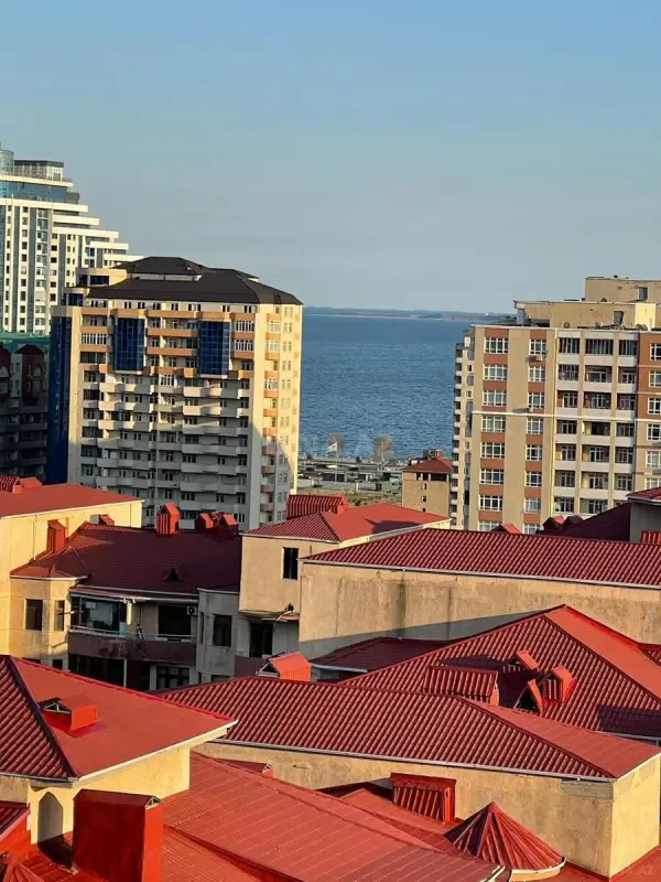 Kirayə verilir 3 otaqlı mənzil 102 m²