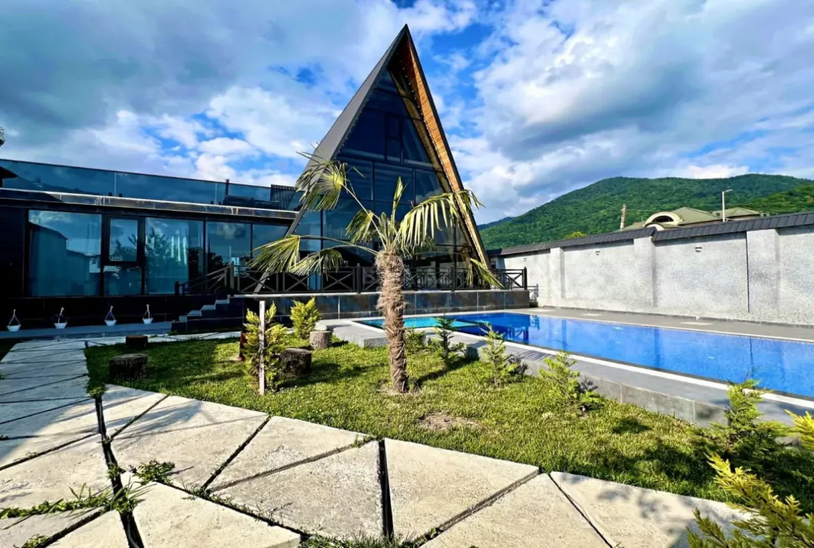 Kirayə verilir 5 otaqlı həyət evi 130 m²