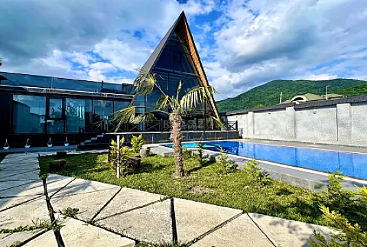 Kirayə verilir 5 otaqlı həyət evi 130 m² — Qəbələ 5 otaq 130.00 m²